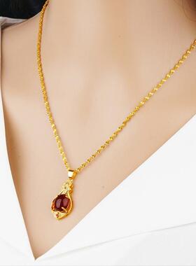 益览严选心有灵犀项炼女覆古四叶水滴吊坠钛钢孔雀红幸运草锁骨炼