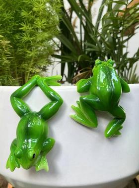 青蛙盆挂花盆边缘悬挂装饰玻璃鱼缸挂件边缘花园户外仿真青蛙摆件