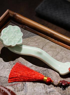 高档桌陶瓷玉如意摆件创意居客厅玉石工艺品面装饰书房茶桌搁笔家