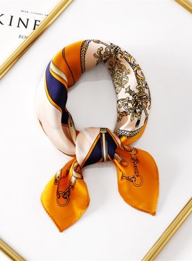 现代衣柜衣帽间软装摆件展厅创意装饰品女士丝巾帽子颈膜组合