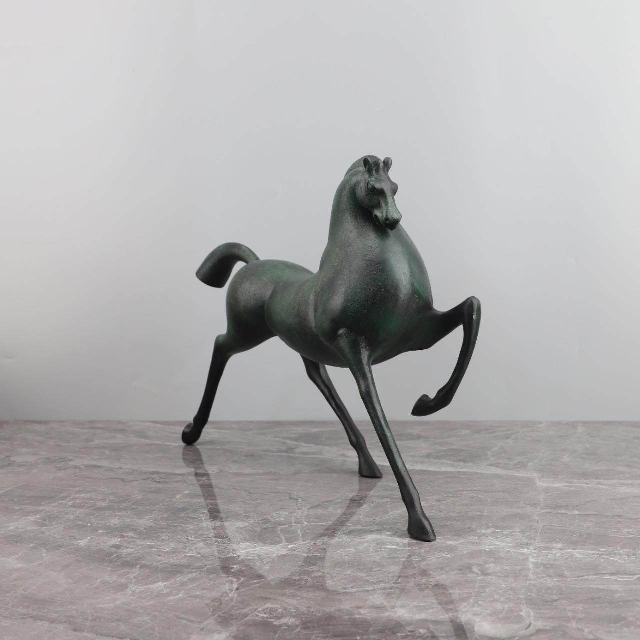 现代简书约走马金0882属摆件房卧室客厅柜电视办公室样板房行家居,淘宝优惠券,粉丝福利购,淘宝优惠卷