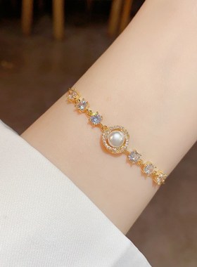 小众时尚设计感锆石缠绕珍珠手链女轻奢高级百搭手饰品