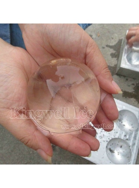 广州食用冰块制冰机 圆冰球 啤酒冰 白酒冰球圆冰食用冰球厂家