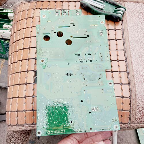 丹佛斯变频器FC360系列37 30KW电源板132B6172 - 图2