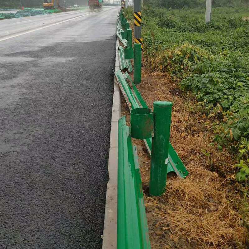 波形护栏板甘肃厂家直销高速公路波型钢护栏乡村道路防撞波纹板,淘宝优惠券,粉丝福利购,淘宝优惠卷