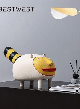 博西家居 创意卡通彩绘树脂松鼠小摆件 家居客厅书房软装装饰品