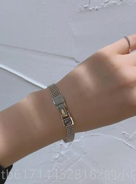 正品Tyusa高质感S*冷淡级风9h25纯银锤面手镯好搭配简约表带手链3