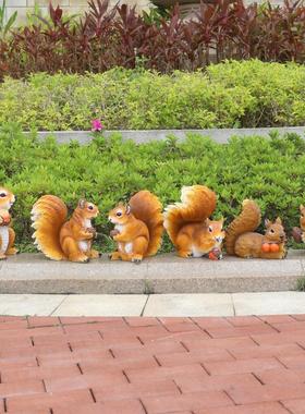 卡通动物松鼠摆件户外园林景观装饰花园庭院乐园树脂工艺品装饰品