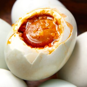 逐浪60克广西北海真空包装海鸭蛋流油起沙北部湾咸淡适中即食