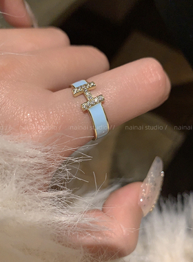 轻奢名媛字母戒指女贝壳叠戴高级感ins开口2025新款小众设计指环