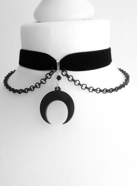 Goth Dainty Chain Crescent Moon and Stars Choker Witch Neckl