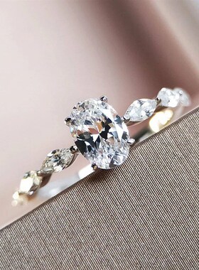 Huitan Dainty Women Engagement Rings AAA Cubic Zircon Silver