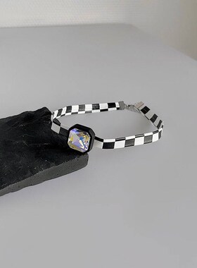 Frigid wind checkerboard leather gemstone inlaid collar neck