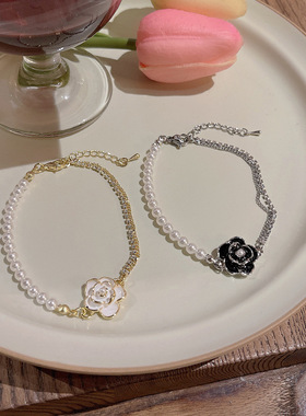 2025年新款珍珠山手链女in潮百搭轻奢气质网红同款手串手饰