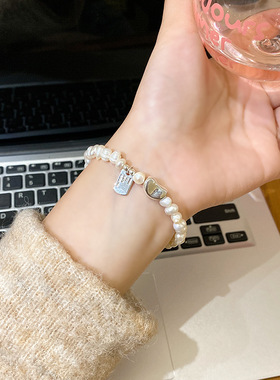 巴复古珍珠手链女in潮高级设计感幸运吊牌手串闺蜜礼物手饰