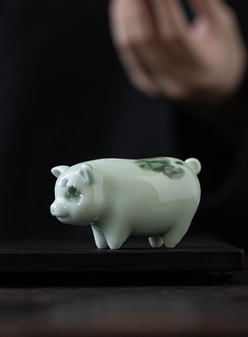 迷你陶瓷可爱小猪摆件创意动物家居装饰工艺品造景茶道文玩笔搁