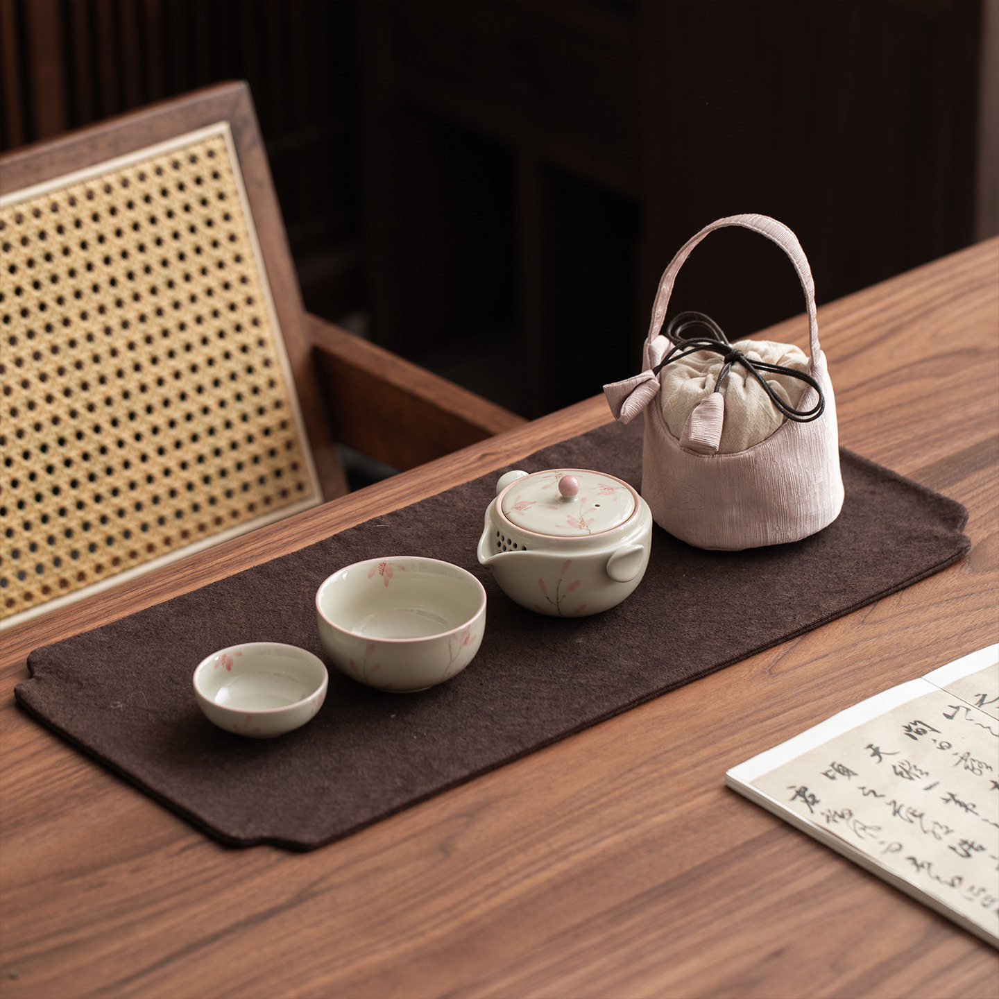New Chinese style ladies portable quick cup tea set