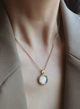 New Fashionable High-end Elegant Simple Titanium Steel Neckl