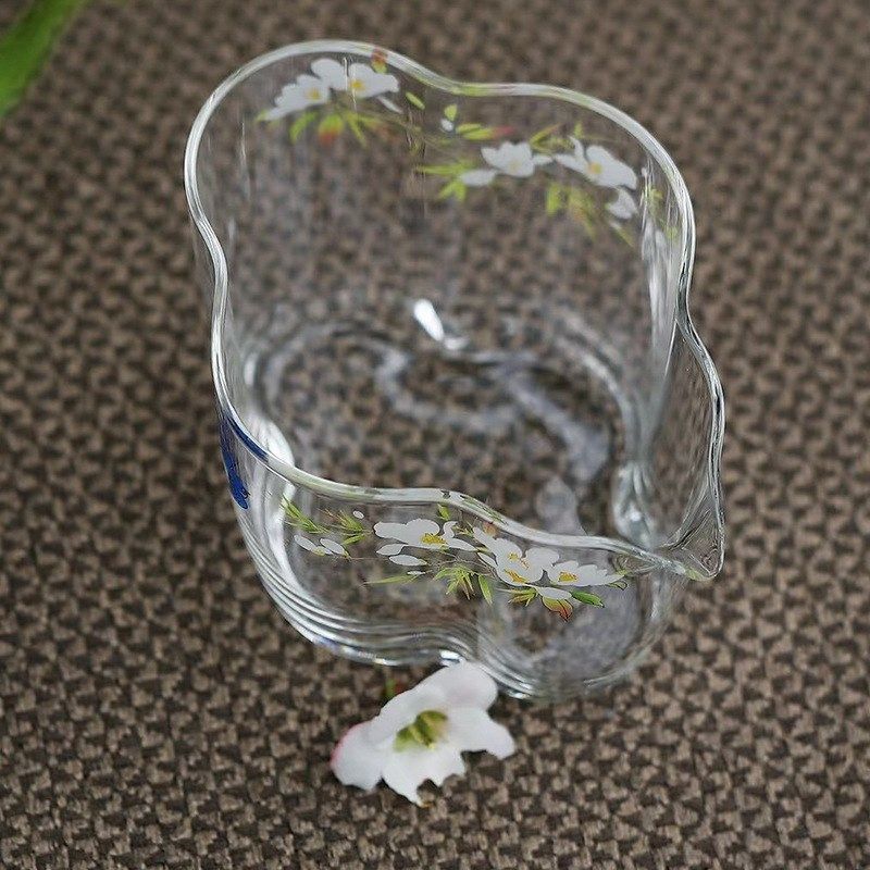 燕归来手工耐热玻璃公道杯云朵分茶器匀杯单个泡茶茶海茶道配件,淘宝优惠券,粉丝福利购,淘宝优惠卷