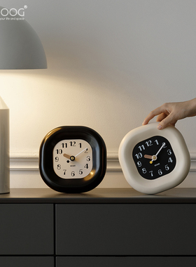 EMITDOOG客厅卧室创意座钟玄关时钟装饰品电视柜高级感桌面摆件