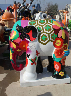 石膏庭院卡通设计定制动物真实大象雕像玻璃纤维草皮羊彩绘雕塑摆