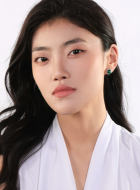 CP天然孔雀石圆形耳钉女