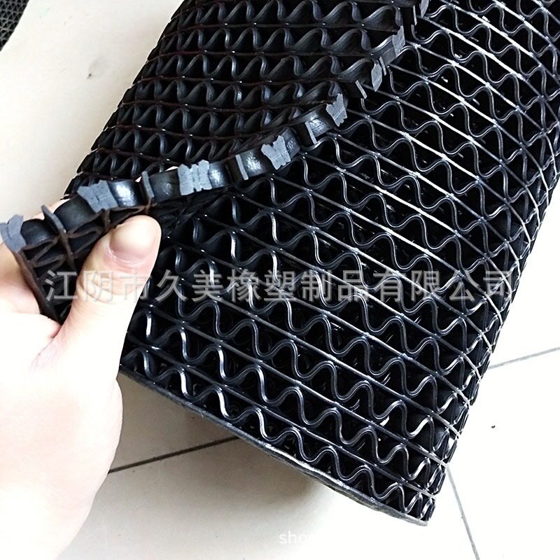 Source manufacturer PVC plastic hollow anti-slip mat S-grid plastic carpet toilet swimming pool bathroom workshop floor mat