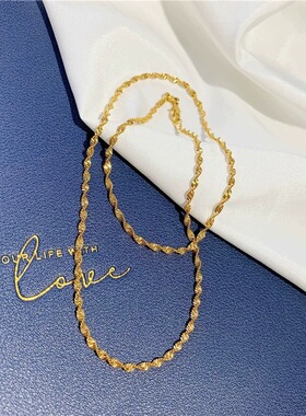 时尚百搭水波纹项链