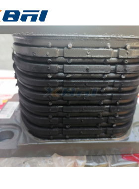 AZ9725520683重汽汕德卡C7HC9H豪沃TX7配件橡胶支座总成
