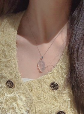 高冰玉髓玛瑙树叶项链配饰女夏季锁骨链轻奢小众金枝玉叶颈链饰品