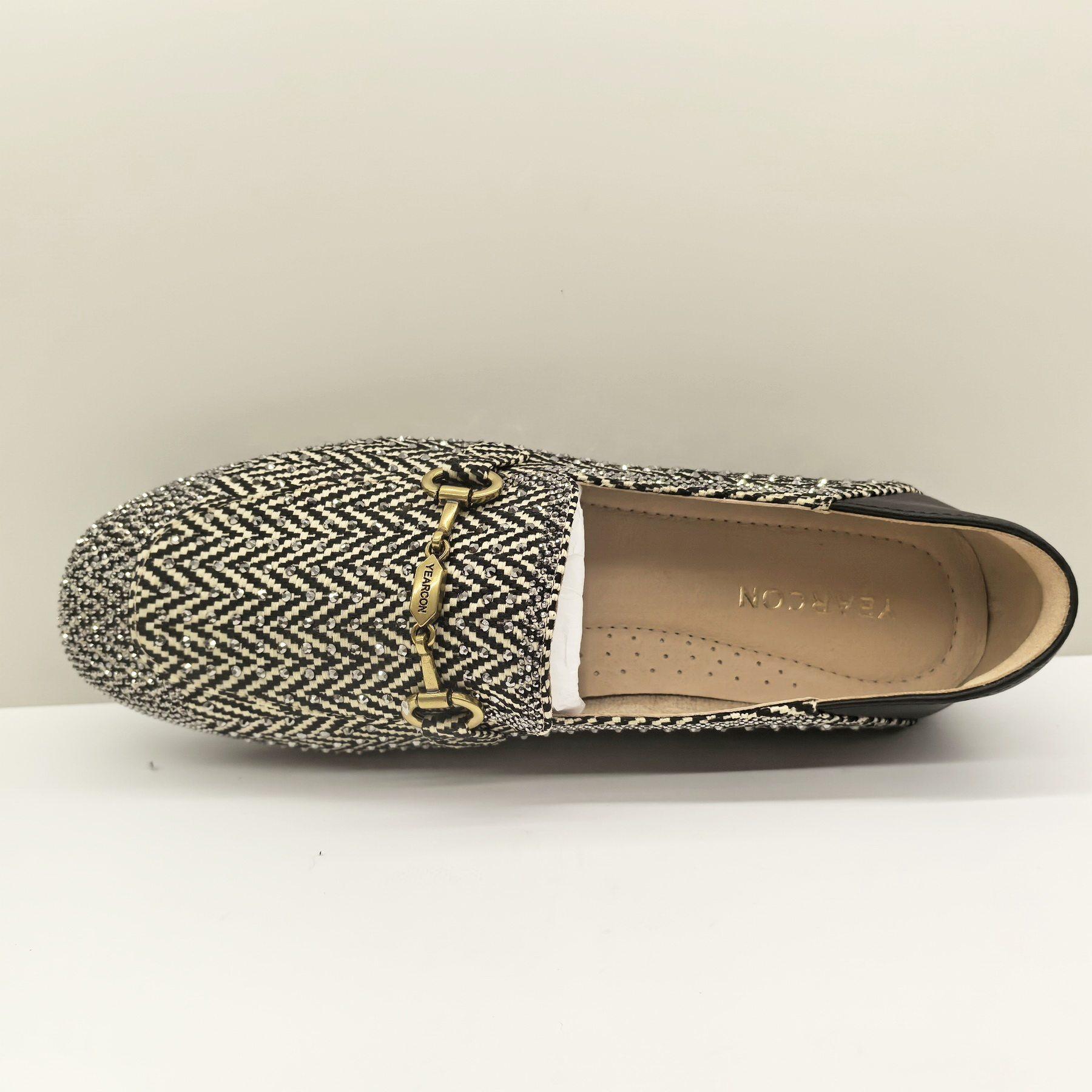 意尔康女鞋2026春季新款时尚深口平底水钻条纹乐福鞋一脚蹬皮鞋女,淘宝优惠券,粉丝福利购,淘宝优惠卷