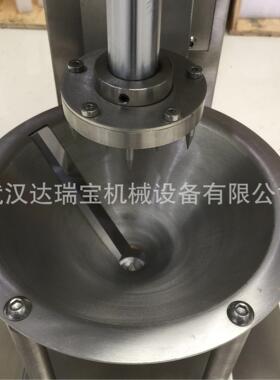 l嫩椰去皮机 椰子刨皮机出口印度 缅甸青椰加工设备 椰子加工设备