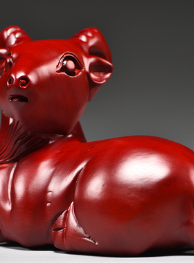 红色雕刻羊摆件十二生肖木羊工艺礼品摆饰办公摆设家居客厅摆设装