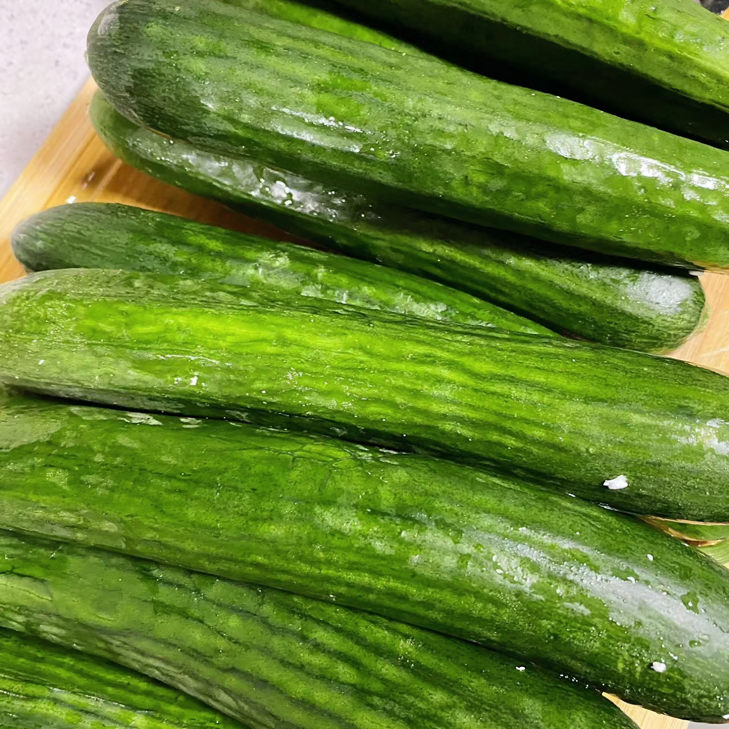 山疆湾产地直采山东寿光水果黄瓜5斤装直发商超品质直供新鲜水果