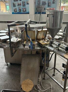福通直供大产量焦饼机鸡内金焦馍机加热板可定制大型焦馍加工设备