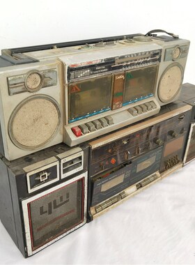 老式怀旧录音机磁带机80年代老物件卡带机手提式收录机道具摆件
