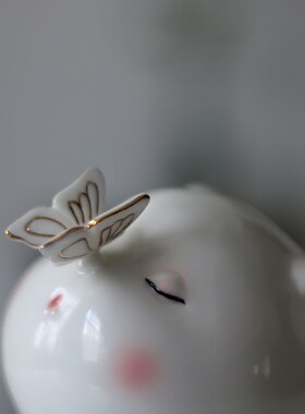 白瓷茶宠摆件手工精品茶玩小猫咪茶具饰品可养可爱卡通茶桌工艺品