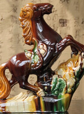 唐三彩大红马陶瓷红马摆件家居礼品客厅装饰品工艺品招财送礼办公