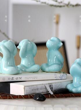 简约影青小猴子陶瓷生肖猴子摆件可爱装饰品电视柜客厅家居小饰品
