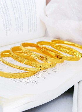 沙金饰品招财平安碎冰冰手镯女时尚高级感仿真金镯子轻奢手环配饰