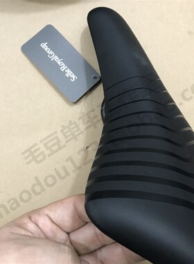 特价ESSENZA条纹山地车旅行自行车座垫坐垫鞍座座包黑色坐包 车座