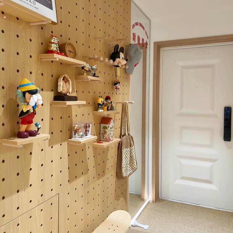 Solid wood hole board custom display rack wooden desktop wall desk storage wall entrance entrance door storage rack