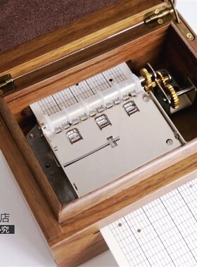 30音首饰盒DIY木质手摇纸带音乐盒八音盒女生日礼物定制黄铜齿轮