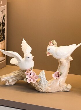现代摆约陶瓷欧鸟摆件家居客厅酒柜软装饰品小式房间桌面玄关简件