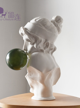 豆沙绿吹泡泡少女女孩奢件雕北艺术塑欧轻摆样板间样板房软装饰品