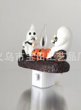 新款万圣节幽灵篝火闪烁夜灯装饰品用于布置万圣节氛围的布置