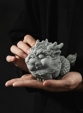 青砂石瑞兽麒麟茶宠摆件精品可养国潮创意桌面鱼缸造景招财装饰品