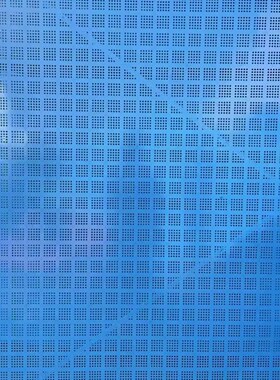 西藏爬架网建筑安全防护网高层防坠网外J架钢板网工地外墙提升架