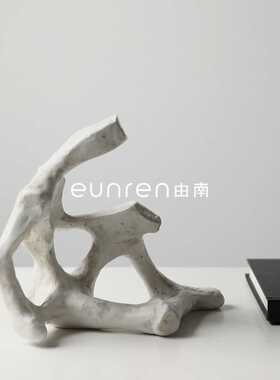 极简家居创意抽象造型人物摆件样板间手工办公室书柜桌面工艺品