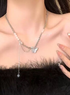 甜酷风锁骨链珍珠项链辣妹轻奢小众设计感毛衣蝴蝶链精致网红项饰